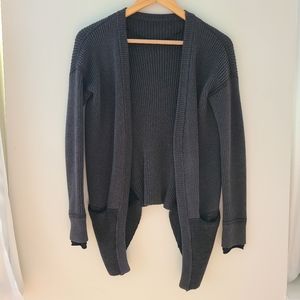 Lululemon 2n1 sweater